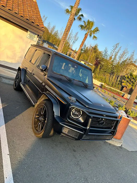 Top Shelf Luxury Car Rentals Picture 9