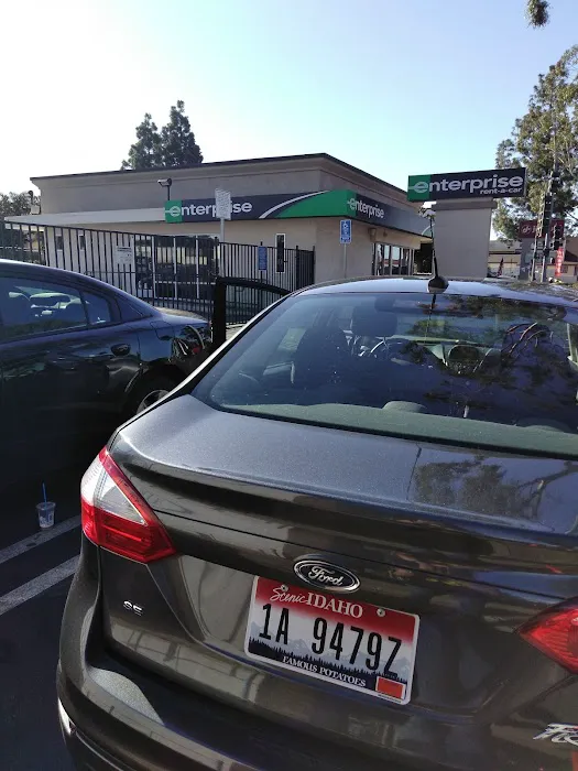 Enterprise Rent-A-Car Picture 3