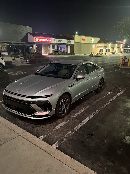 Avis Car Rental Picture 7