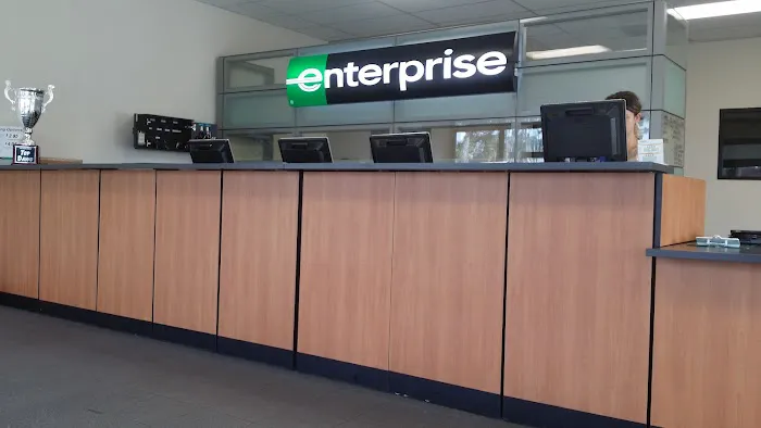 Enterprise Rent-A-Car Picture 9