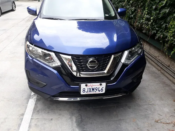Enterprise Rent-A-Car Picture 3