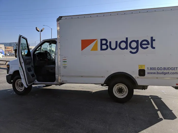 Budget Car Rental Picture 5