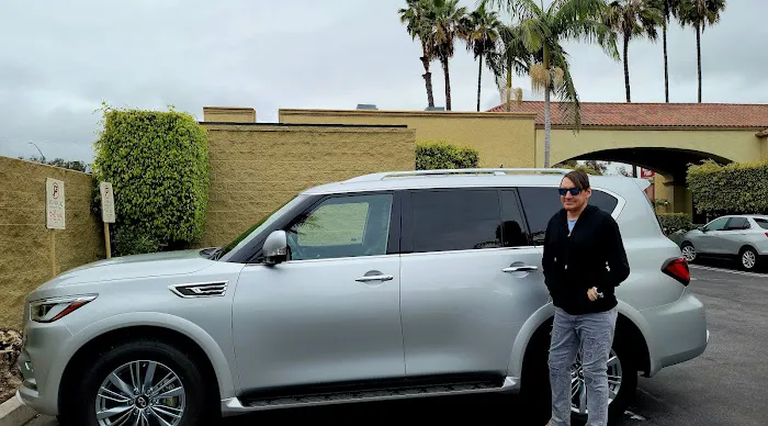 Enterprise Rent-A-Car Picture 2