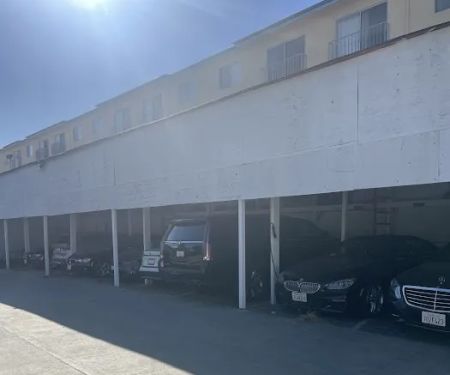 LA Luxury Car Rental