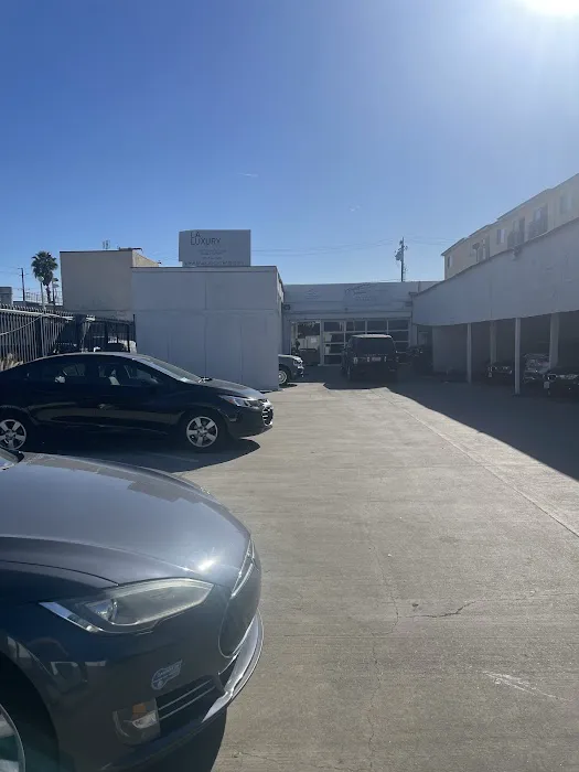 LA Luxury Car Rental Picture 6