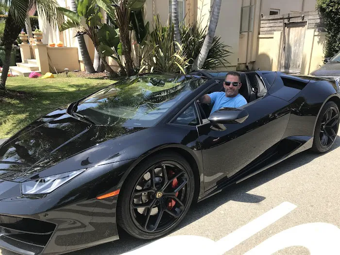 LA Luxury Car Rental Picture 7