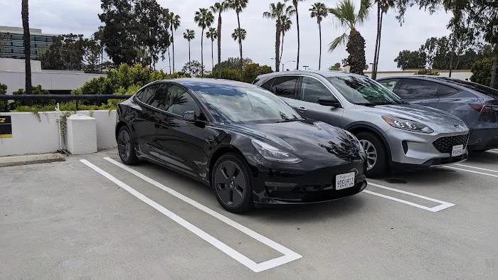 Hertz Car Rental - Torrance - Marriott Redondo Beach Picture 3