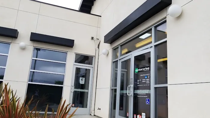 Enterprise Rent-A-Car Picture 7