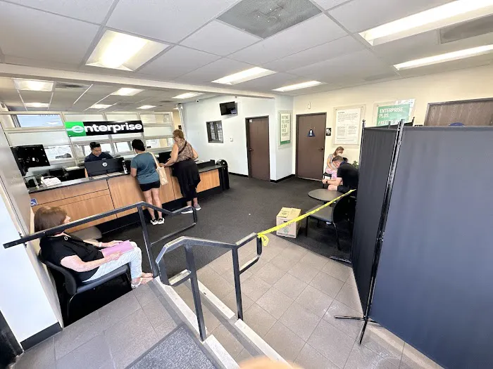 Enterprise Rent-A-Car Picture 7