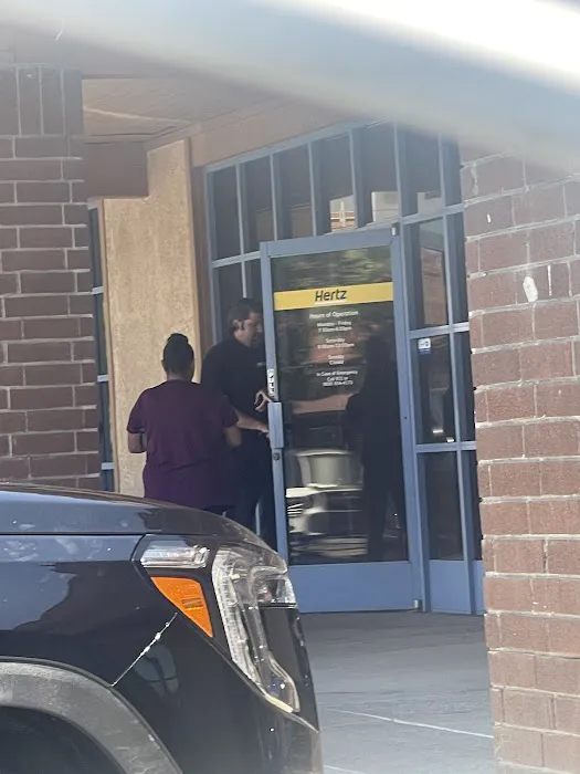 Hertz Car Rental - Temecula - Jefferson Avenue Picture 4