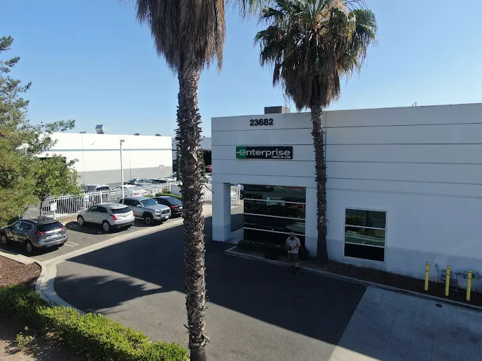 Enterprise Rent-A-Car Picture 7