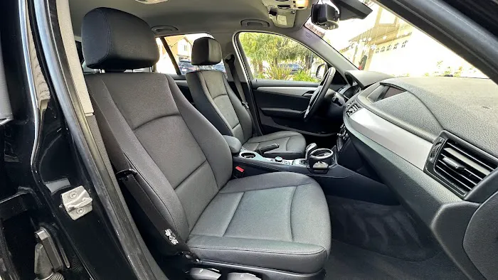 OC Car Rental Picture 4