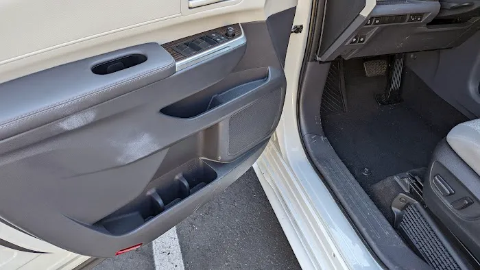 Avis Car Rental Picture 7