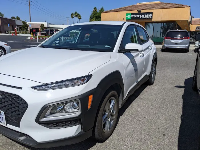Enterprise Rent-A-Car Picture 2