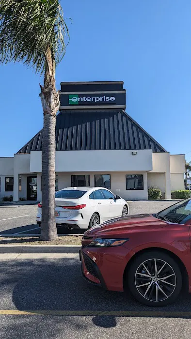 Enterprise Rent-A-Car Picture 3