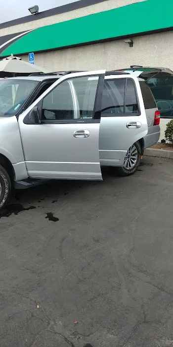 Enterprise Rent-A-Car Picture 6
