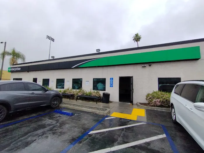Enterprise Rent-A-Car Picture 3