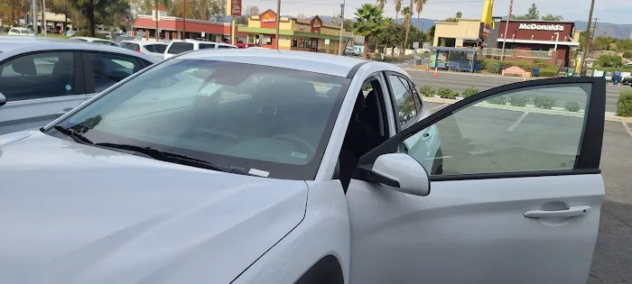 Avis Car Rental Picture 9