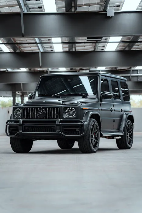 Rev Luxury Autos Picture 2