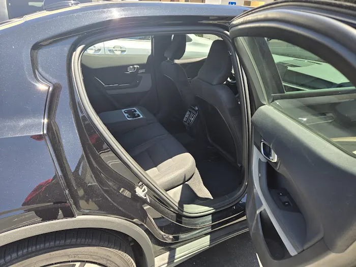 Hertz Car Rental - Redondo Beach - Aviation Boulevard Picture 6