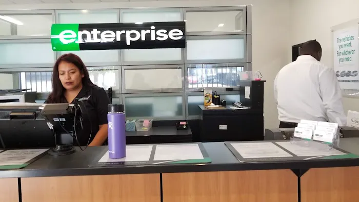 Enterprise Rent-A-Car Picture 1