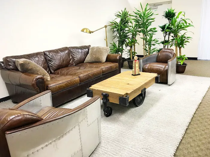 Reach Rental 瑞驰租赁 Picture 5