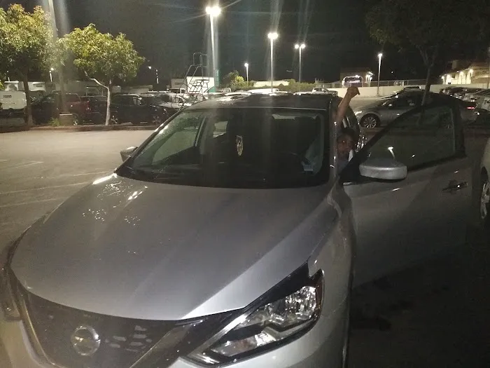 Enterprise Rent-A-Car Picture 3
