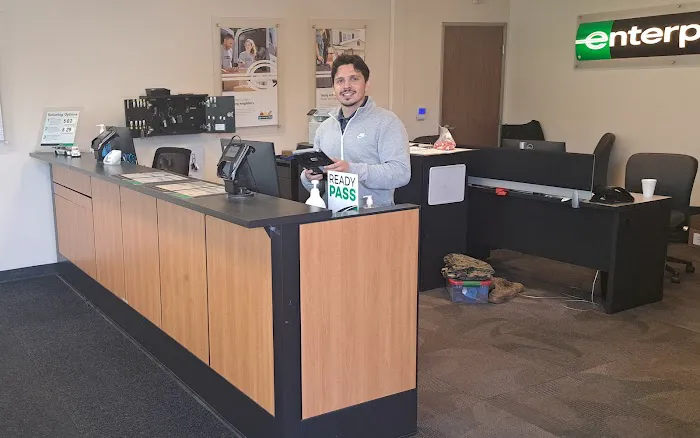 Enterprise Rent-A-Car Picture 2