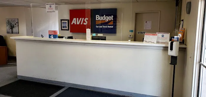 Avis Car Rental Picture 1