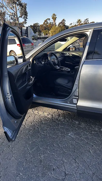 Avis Car Rental Picture 5