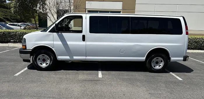 Vacation Vehicle Rentals Picture 4