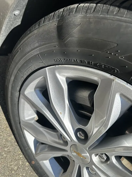 Budget Car Rental Picture 2