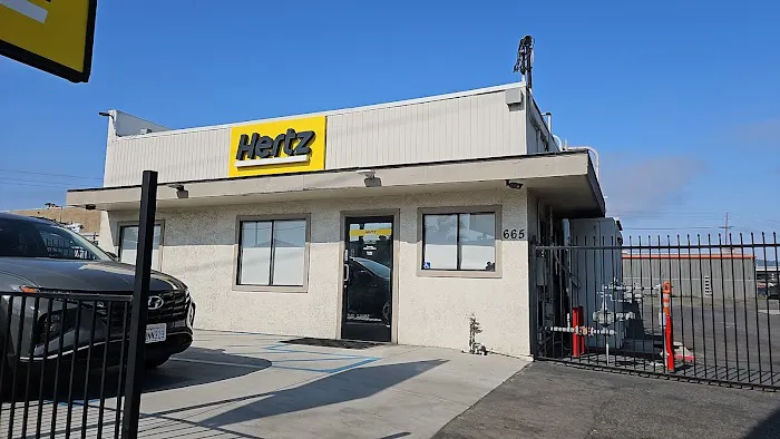 Hertz Car Rental - Escondido - Metcalf Street Picture 3