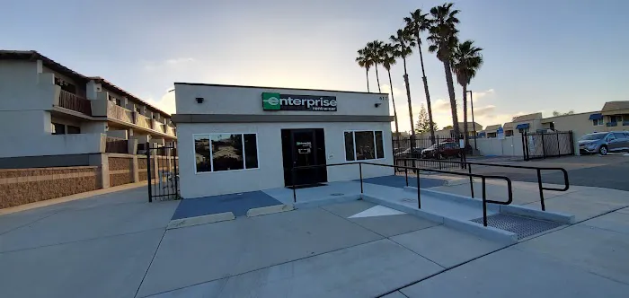 Enterprise Rent-A-Car Picture 1