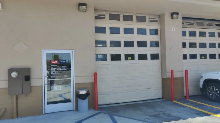 Avis Car Rental Picture 1