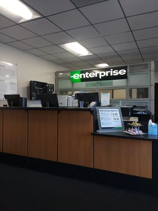 Enterprise Rent-A-Car Picture 4