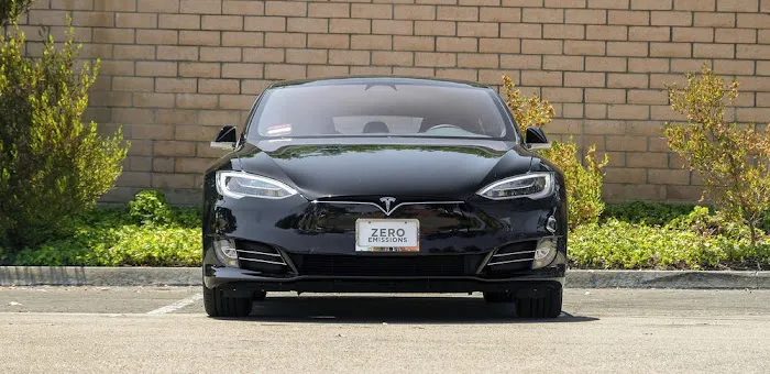 Pacific Ride Tesla Rentals Picture 10