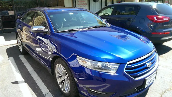 Avis Car Rental Picture 4