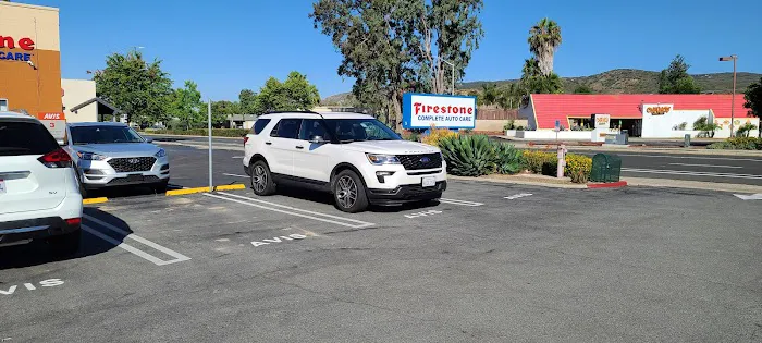 Avis Car Rental Picture 3