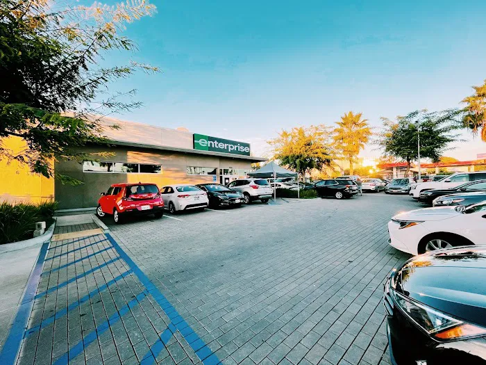 Enterprise Rent-A-Car Picture 7
