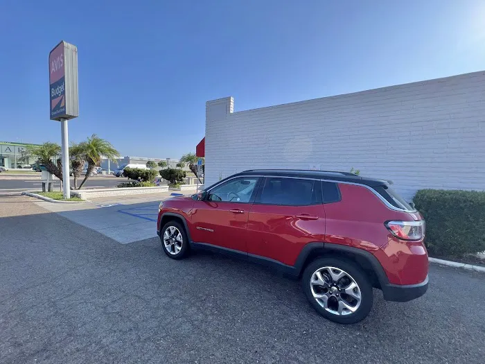 Avis Car Rental Picture 6