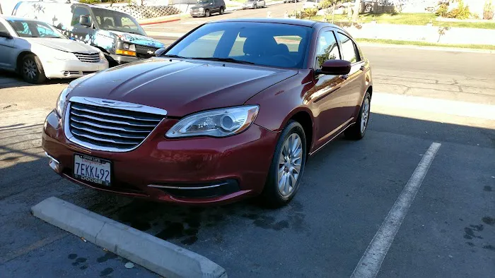 CMW Car Rentals Picture 2