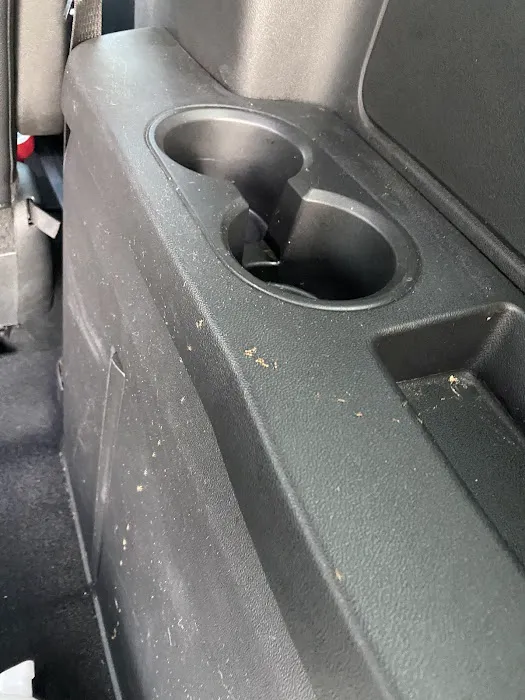 Avis Car Rental Picture 5