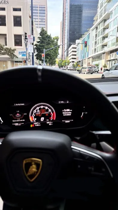 SD Lambo Exotic Car Rental Picture 3