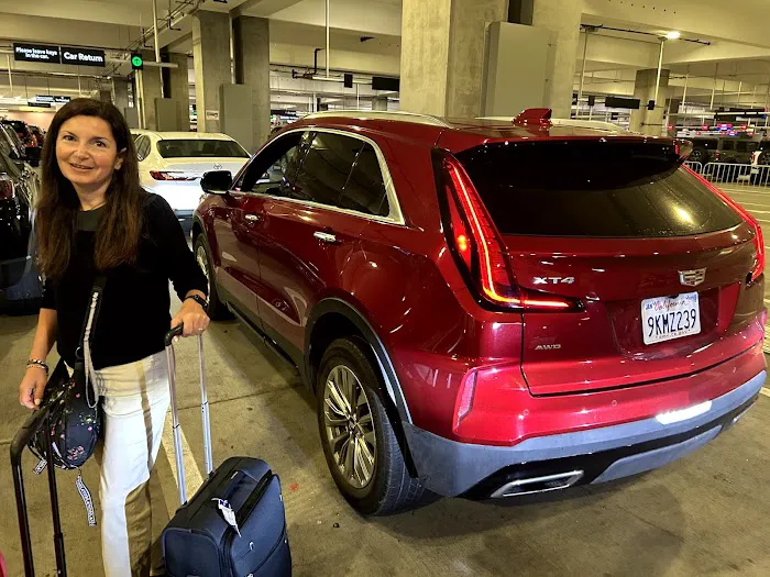 Avis Car Rental Picture 9