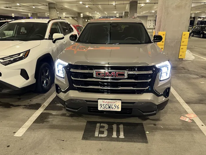 SIXT Rent a Car San Diego Int Airport Picture 5