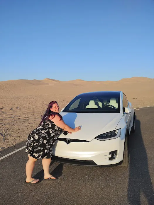 FrunkYea Tesla Rentals Picture 10