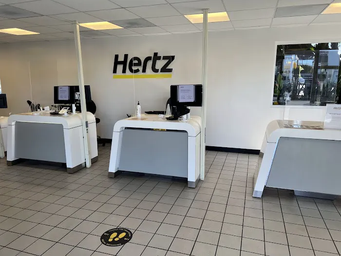 Hertz Car Rental - San Diego Downtown Picture 1