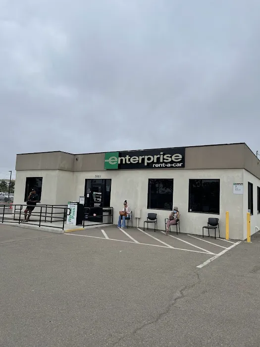 Enterprise Rent-A-Car Picture 6