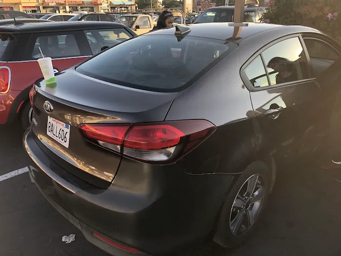 Advantage Rent A Car Picture 6